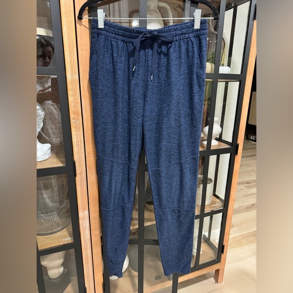 Outdoor Voices Cloudknit Sweatpant Navy mid rise soft stretchy loungewear travel - Picture 2 of 7